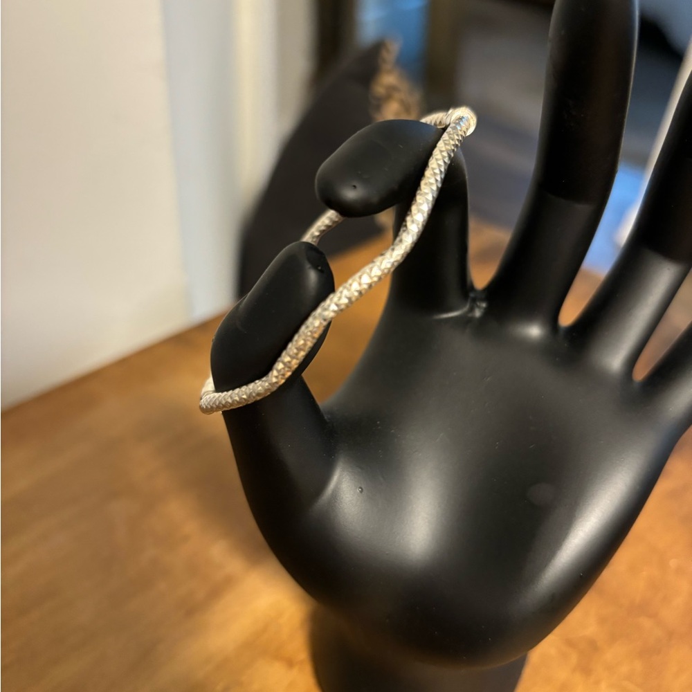 925 Sterling silver bangle 7”